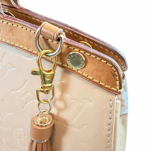 LOUIS VUITTON Monogram Vernis Brea MM Satchel Dune Vernis - Picture 8 of 15